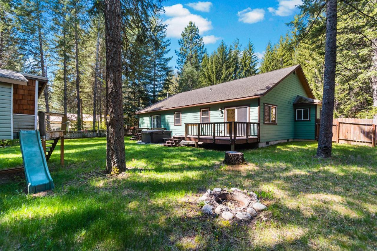 Wooded Wonder Villa Sandpoint Buitenkant foto